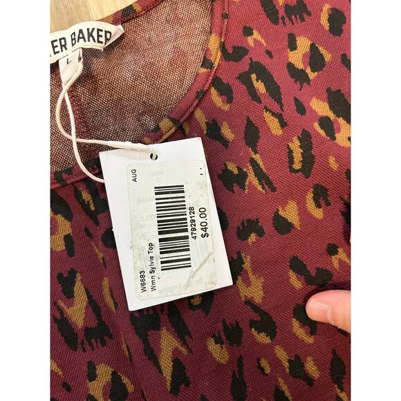 NWT! WALTER BAKER Size Large Women's Maroon Fitted Sylvie Long Sleeve Top/Shirt - Picture 4 of 5